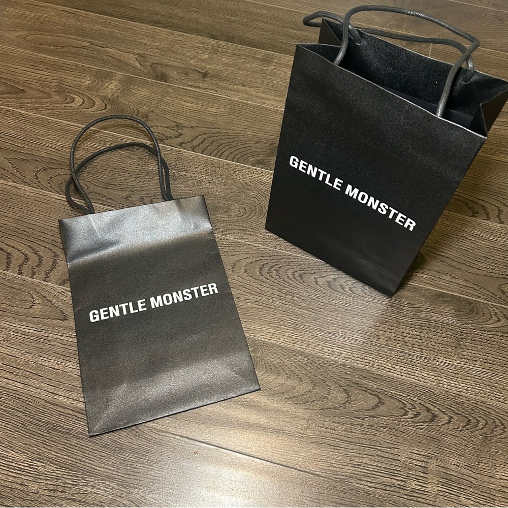 Gentle Monster 2 Paper Bag Set